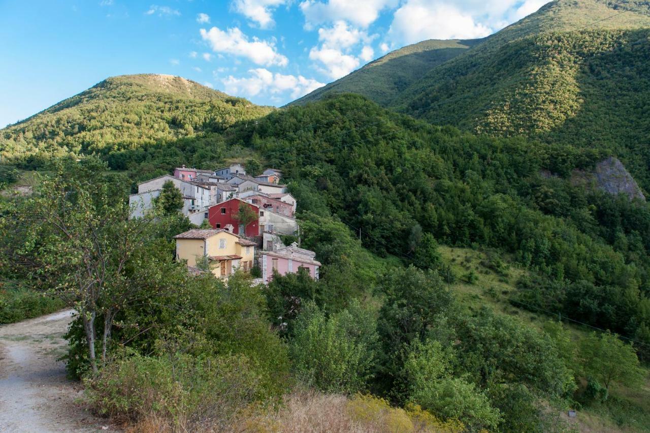 Agriturismo Slowcanda Cardella Bagian luar foto